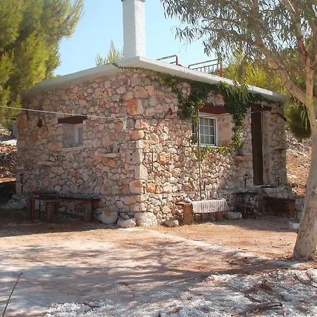 Lithahiro Stone House *