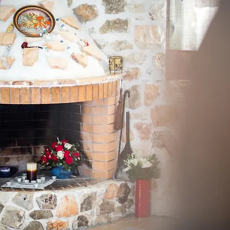 Lithahiro Stone House * Agalas